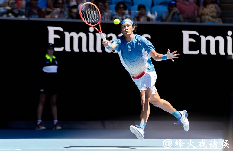 澳网首轮出局，张之臻：对手小球发挥出色